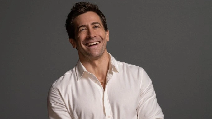 Jake Gyllenhaal Bulgari ambassador Jake Gyllenhaal Bulgari partnership Bulgari global brand ambassador Jake Gyllenhaal luxury brand ambassador Bulgari celebrity ambassador news Jake Gyllenhaal fashion