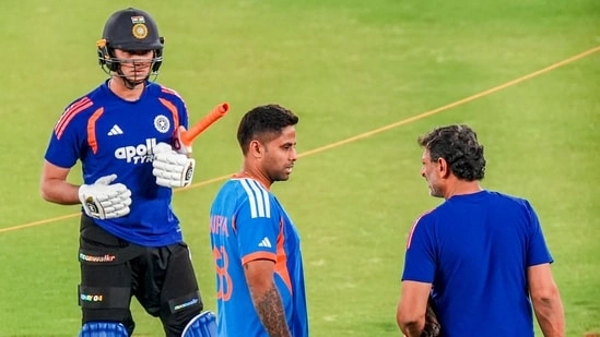 Sunil Gavaskar Abhishek Sharma T20 World Cup final India vs New Zealand T20 final Abhishek Sharma poor form Gavaskar criticism Abhishek Sharma India cricket team selection India cricket news today T20 World