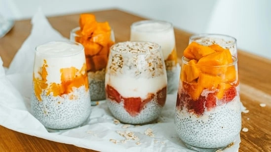 natural colon cleanse drink gut health drink recipe gastroenterologist gut drink fibre drink for digestion natural constipation remedy homemade colon cleanse drink psyllium husk drink chia seed gut drink flaxseed