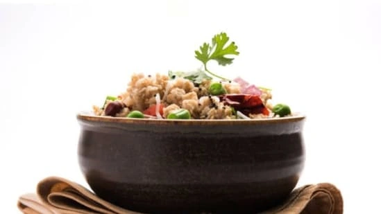 Ramadan suhoor recipes oats upma recipe healthy Ramadan breakfast suhoor meal ideas oats recipes for Ramadan savoury oats upma vegetable oats upma recipe peanut oats upma paneer oats upma high protein