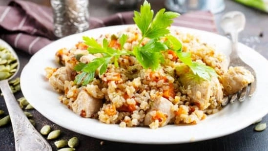 quinoa chicken pulao recipe healthy quinoa pulao weight loss recipe quinoa chicken healthy meal quinoa diet recipe protein rich pulao healthy Indian quinoa recipe quinoa