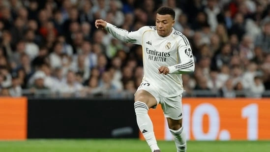 Kylian Mbappe injury Real Madrid MRI mistake Mbappe knee injury news football injury update Mbappe Real Madrid medical error La Liga news Mbappe injury report football news today Mbappe latest update Real Madrid news Mbappe ligament injury football player injury controversy Mbappe playing injured Real Madrid medical staff error Mbappe