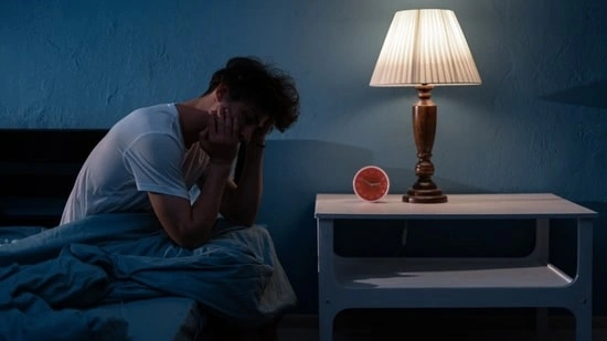 summer sleep problems how to sleep in heat sleep tips summer insomnia remedies better sleep tips doctor advice sleep hacks improve sleep quality night routine sleep circadian