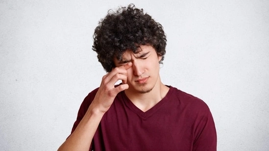 eye twitching causes stress eye twitching myokymia eye fluttering reasons stress symptoms eye twitching meaning health eye twitching treatment lifestyle stress effects eye twitching cardiologist advice eye twitching