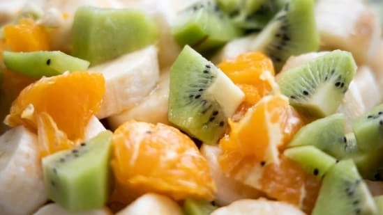 kiwi benefits gut health kiwi for digestion kiwi fruit immunity boost UK doctor health advice kiwi daily benefits improve bowel movement naturally fibre rich fruits gut health