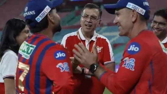 LSG vs DC controversy R