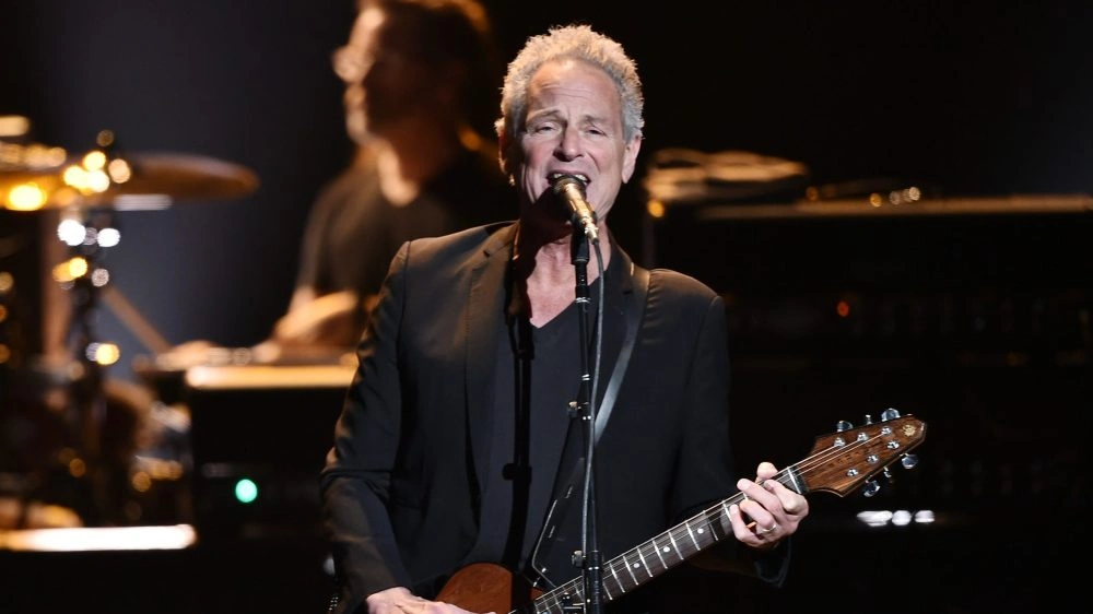 Lindsey Buckingham news Fleetwood Mac guitarist attack Santa Monica incident Lindsey Buckingham restraining order case Michelle Dick news stalking suspect investigation Los
