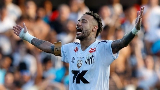 Neymar controversy 2026 Neymar referee comment Neymar Santos match Neymar yellow card incident Neymar sexist remark Neymar Brazil football news Santos vs Remo Neymar