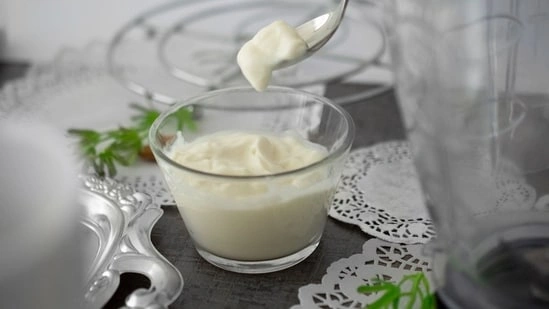 gut health tips curd benefits digestion probiotics foods India healthy gut diet plain curd benefits unsweetened yogurt health digestive health tips fermented foods benefits fibre