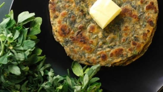 methi thepla recipe travel friendly breakfast healthy thepla weight loss breakfast Indian breakfast recipe whole wheat thepla recipe easy thepla recipe high protein thepla methi