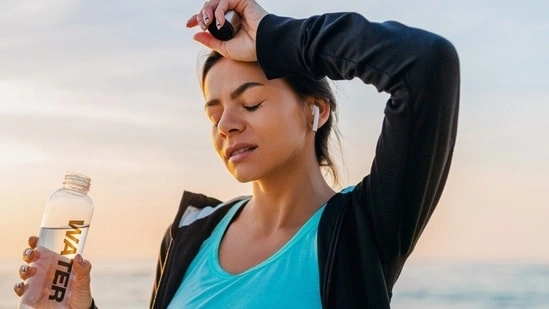 summer hydration drink basil seeds drink hydration tips summer heat hydration drink recipe lazy drink hydration basil seeds benefits lemon water hydration summer cooling drink natural hydration drink