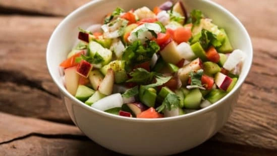 Kachumber salad recipe Indian salad recipe summer salad India healthy salad recipe cucumber tomato onion salad hydrating foods summer diet weight loss salad Indian side dish low calorie salad recipe easy salad