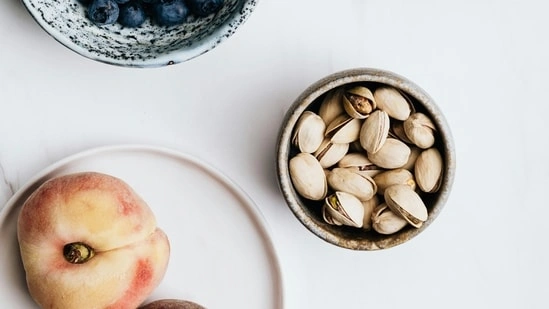 healthy habits nutrition tips morning routine health fitness advice avoid bad habits diet timing nutritionist advice Deepsikha Jain health tips healthy lifestyle daily routine health fitness morning diet tips fruits in