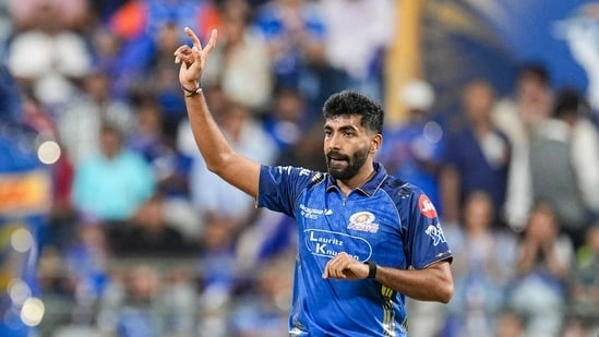 Sunil Gavaskar Jasprit Bumrah IPL 2026 Mumbai Indians Lucknow Super Giants Bumrah no