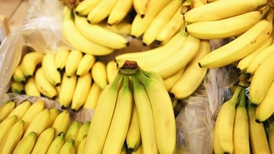 banana eating mistakes banana health tips how to eat banana correctly banana empty